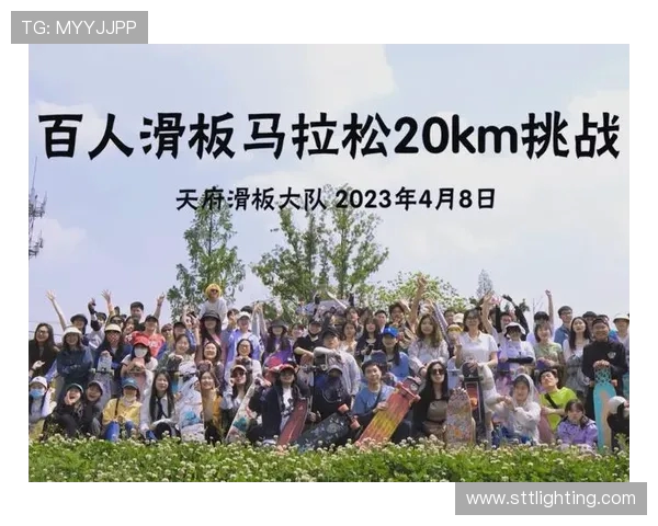 重庆滑板队在城市马拉松中拼搏奋斗的感人故事与不屈精神